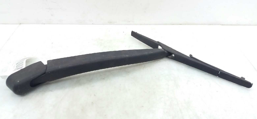 საქარე მინის საწმენდი FIESTA 2008-2018 უკანა ფეხით  BP 7630